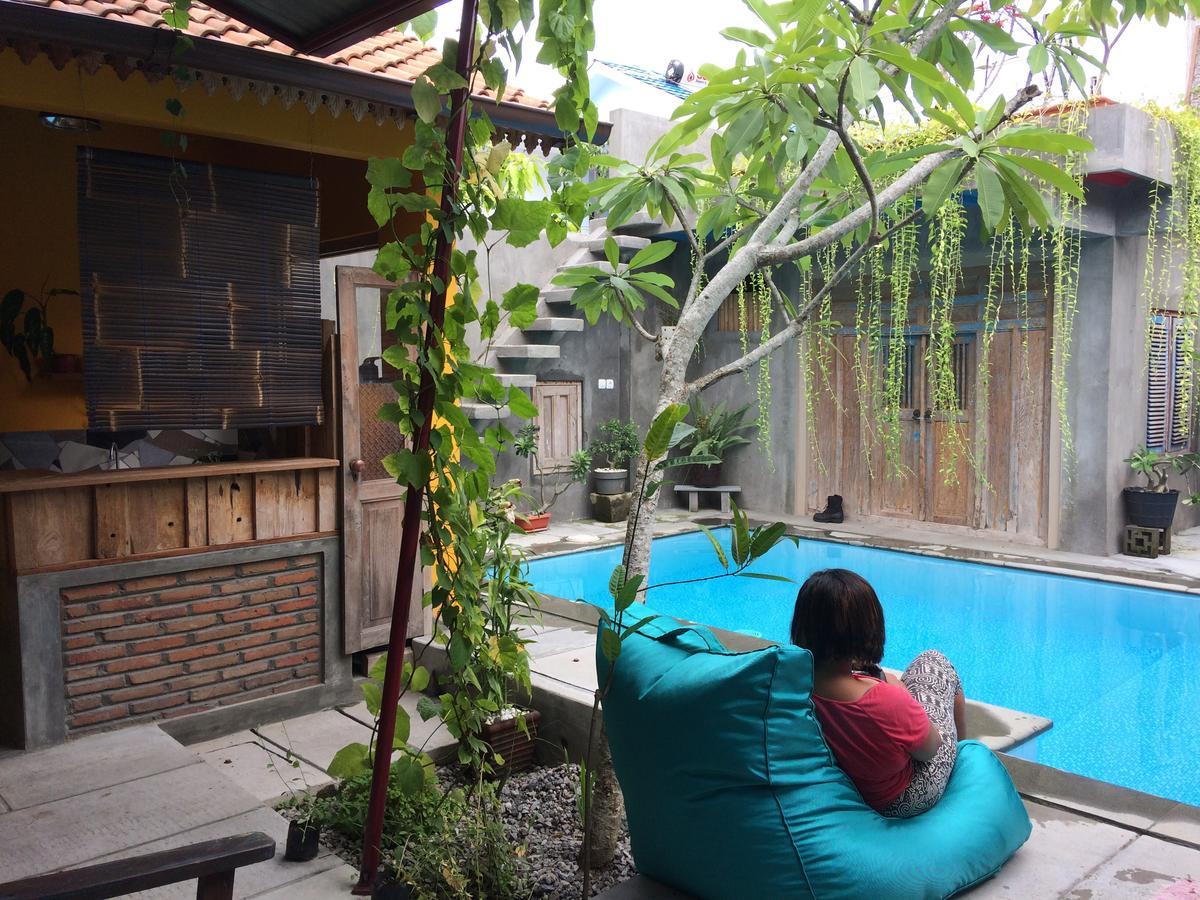 Nextdoor Homestay Yogyakarta Exterior photo